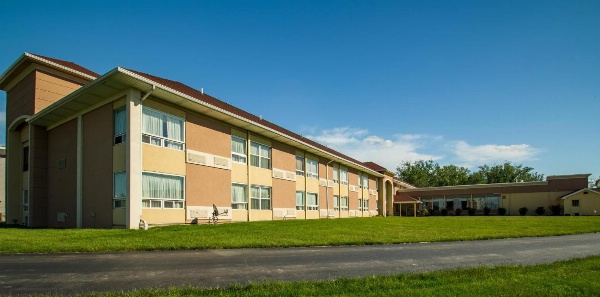 Red Roof Inn Batavia image 5